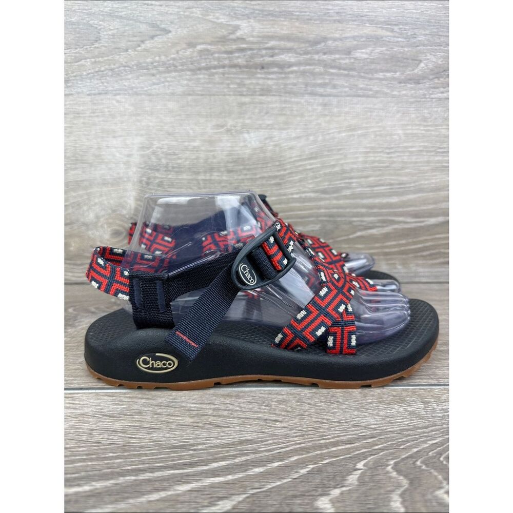 Chaco Z2 Classic Women’s Sz 9 Tegu Blue Red White Strappy Slingback Sport Sandal